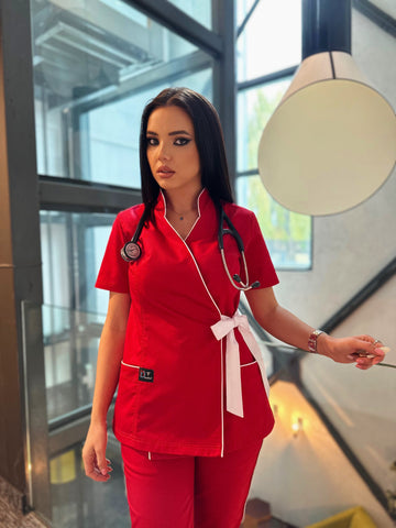 Costum Medical La Femme