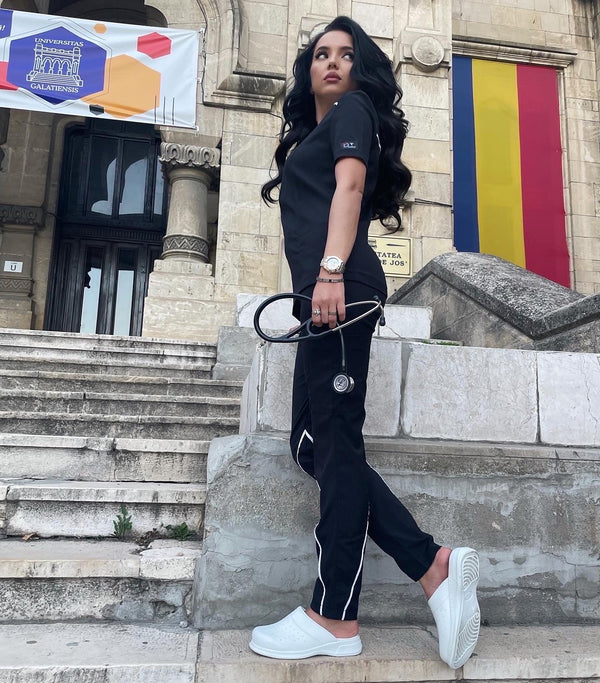 Costum Medical Deana Doo